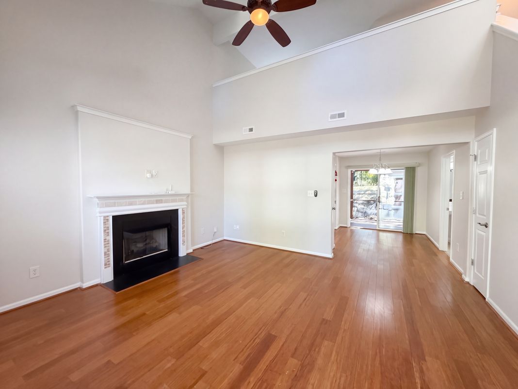 Property photo 3 of 10526 Glory Meadow Ct