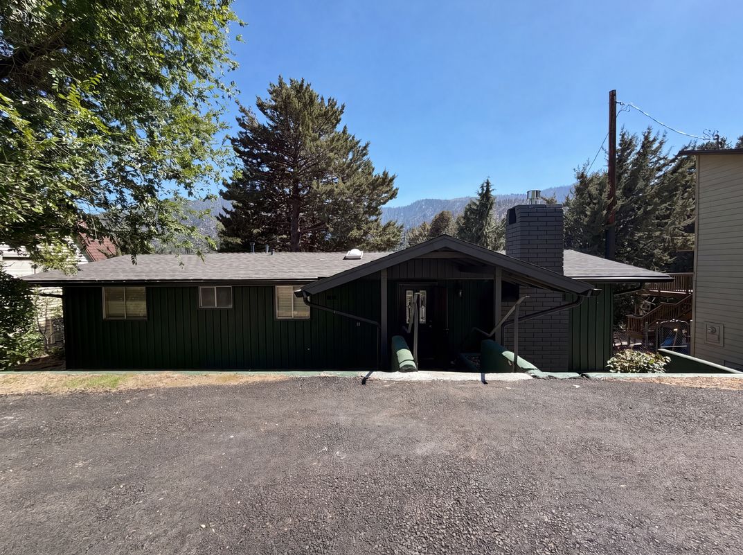Property photo 1 of 1145 Rivera Dr