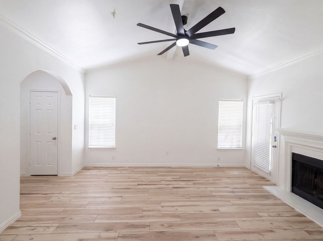 Property photo 3 of 2601 Preston Rd Apt 1201