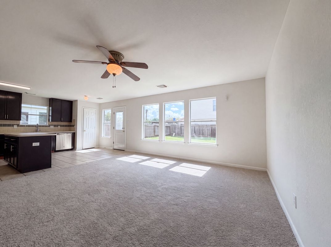 Photo 18 of 22 of 16519 Eaglewood Shadows Dr, Sugar Land, TX