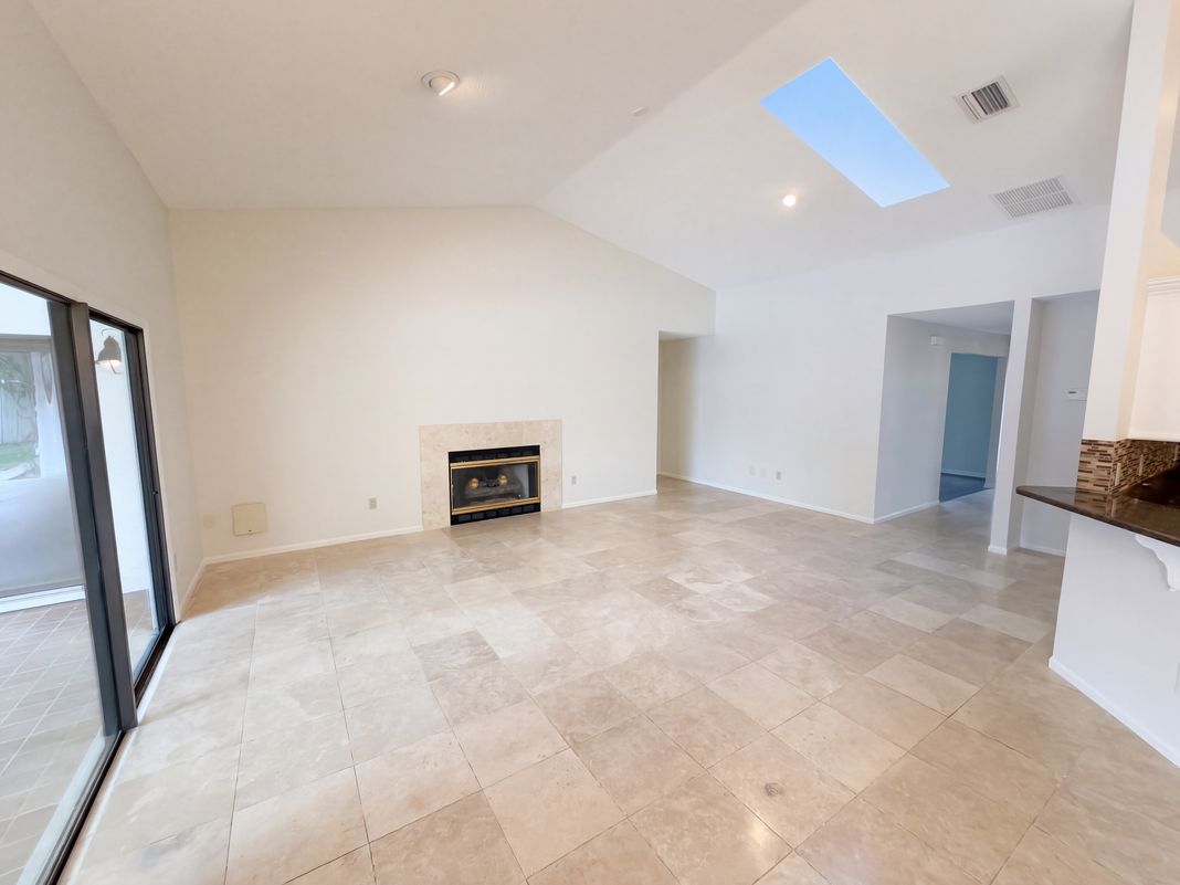 Property photo 3 of 3339 Paisley Cir