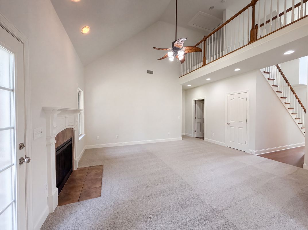 Property photo 3 of 2642 Westhaven Dr