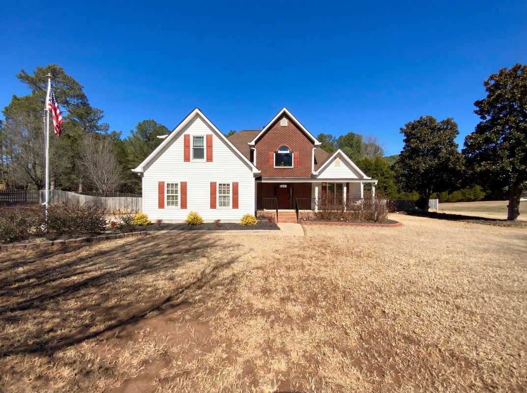 Property photo 1 of 123 King Richard Dr