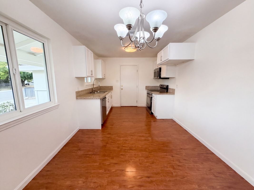 Property photo 2 of 7550 Tamoshanter Way