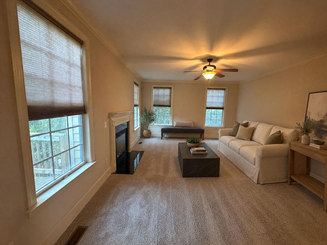 Property photo 2 of 101 Gillyweed Ct
