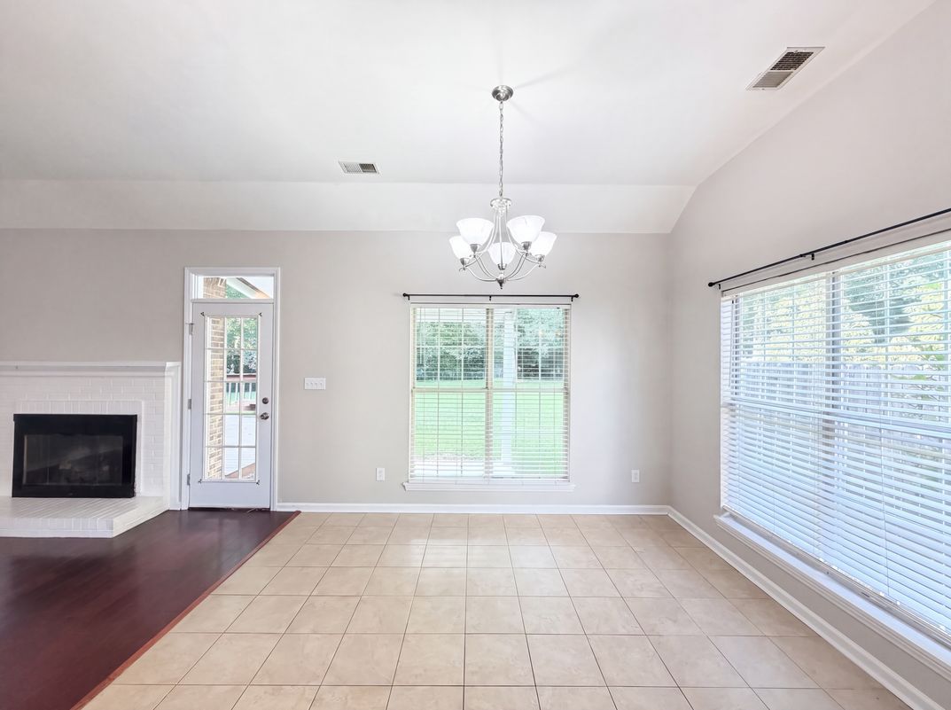 Photo 9 of 17 of 8536 Albury Walk Ln, Charlotte, NC