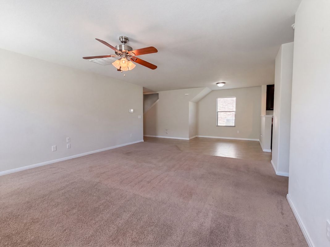 Property photo 3 of 1227 Athea Way
