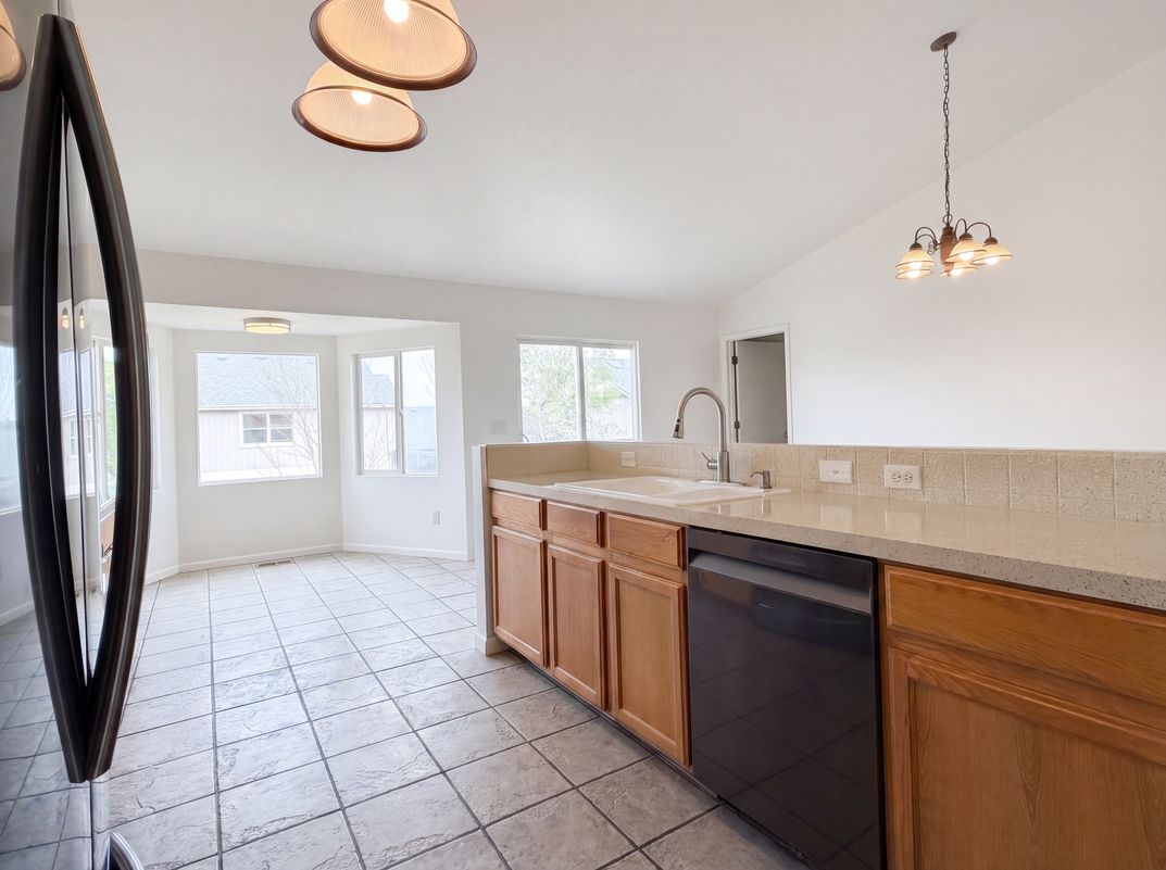Photo 22 of 50 of 4098 La Junta Dr, Loveland, CO