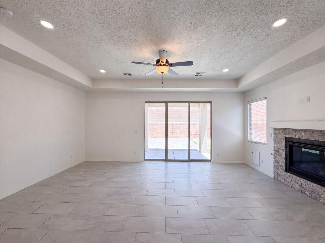 Property photo 3 of 2032 Lobo Trot Ct SE