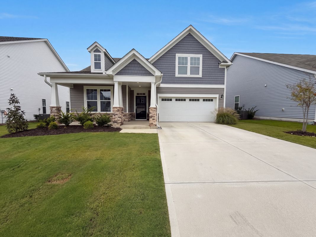 Property photo 1 of 1008 Channel Drop Loop
