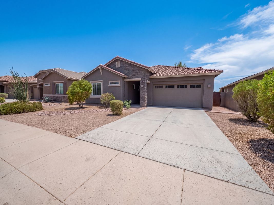 Property photo 1 of 13155 W Avenida Del Rey
