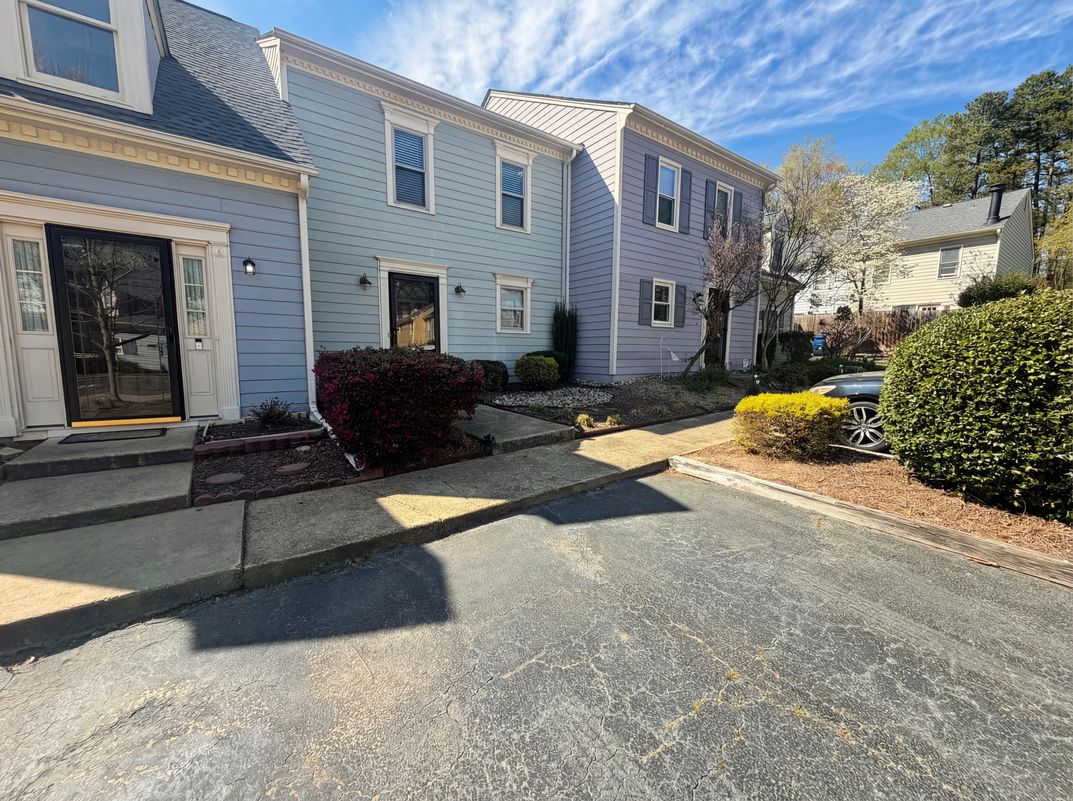 5621 Split Oak Way Raleigh NC 27609