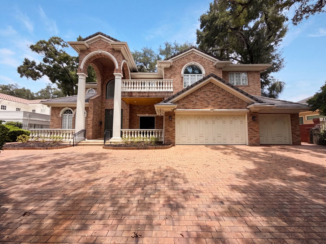 Property photo 1 of 4407 W Dale Ave