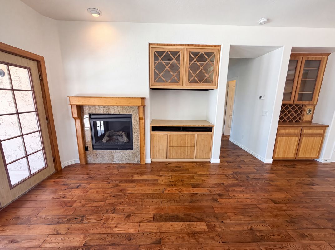 Property photo 3 of 27348 N 90th Ln