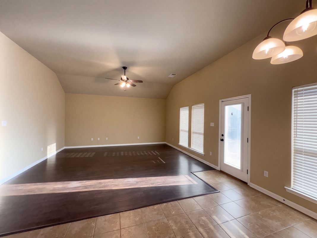Property photo 3 of 42318 Broadwalk Ave