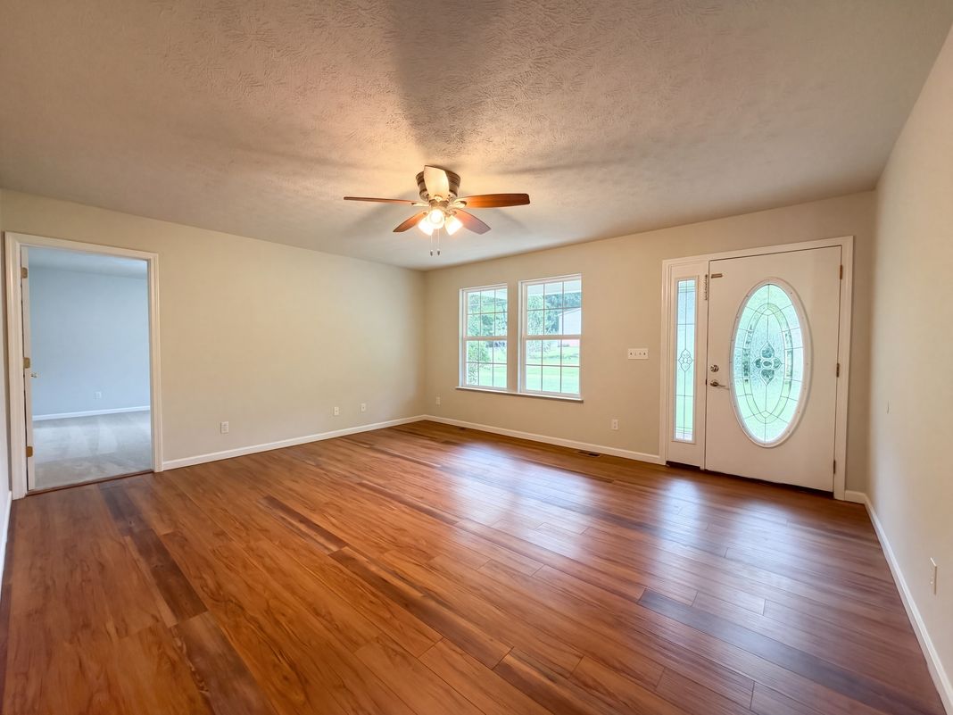 Property photo 3 of 1023 Kaity Brooke Dr