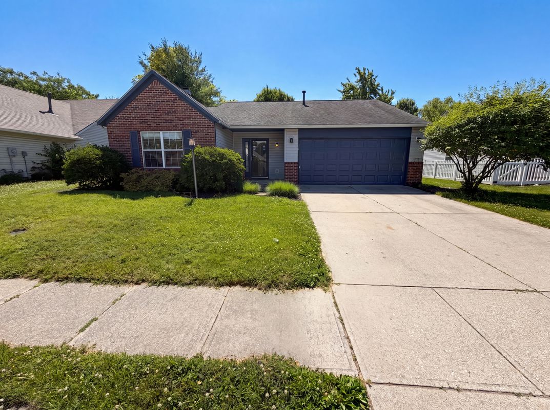 Property photo 1 of 2709 Lucas Dr