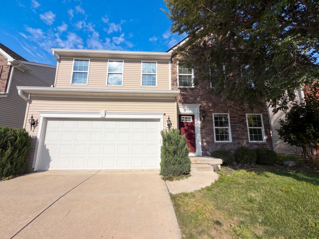 Property photo 1 of 628 Reunion Ln