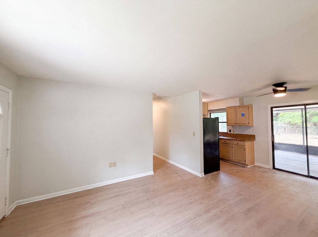 Property photo 3 of 2630 SE 8th Ave