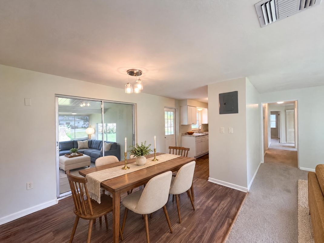 Property photo 3 of 411 W Seminole Ave
