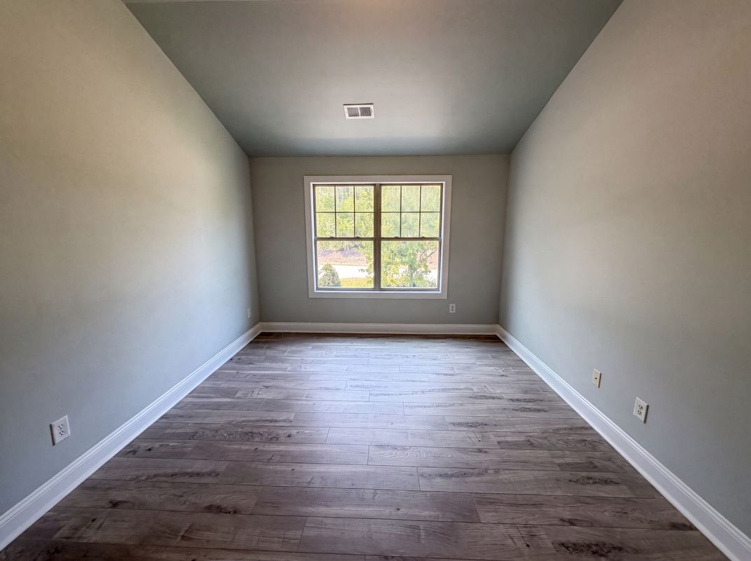 Property photo 2 of 105 Timber Chase Ln