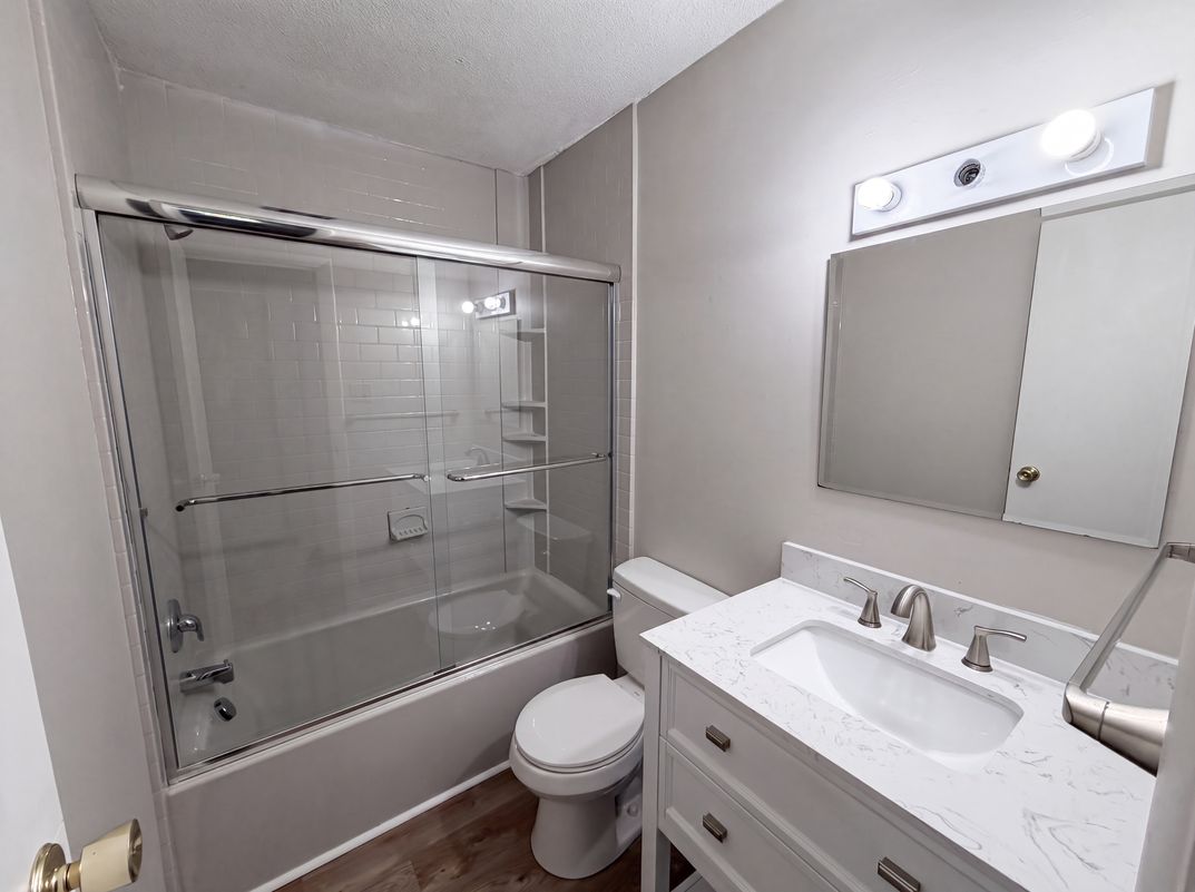 Photo 13 of 19 of 1716 Timberlane St, Gastonia, NC