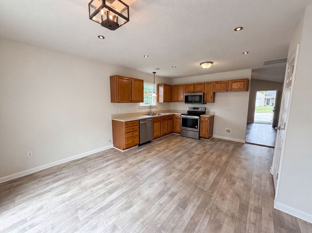 Property photo 2 of 58 Crossvine Ct