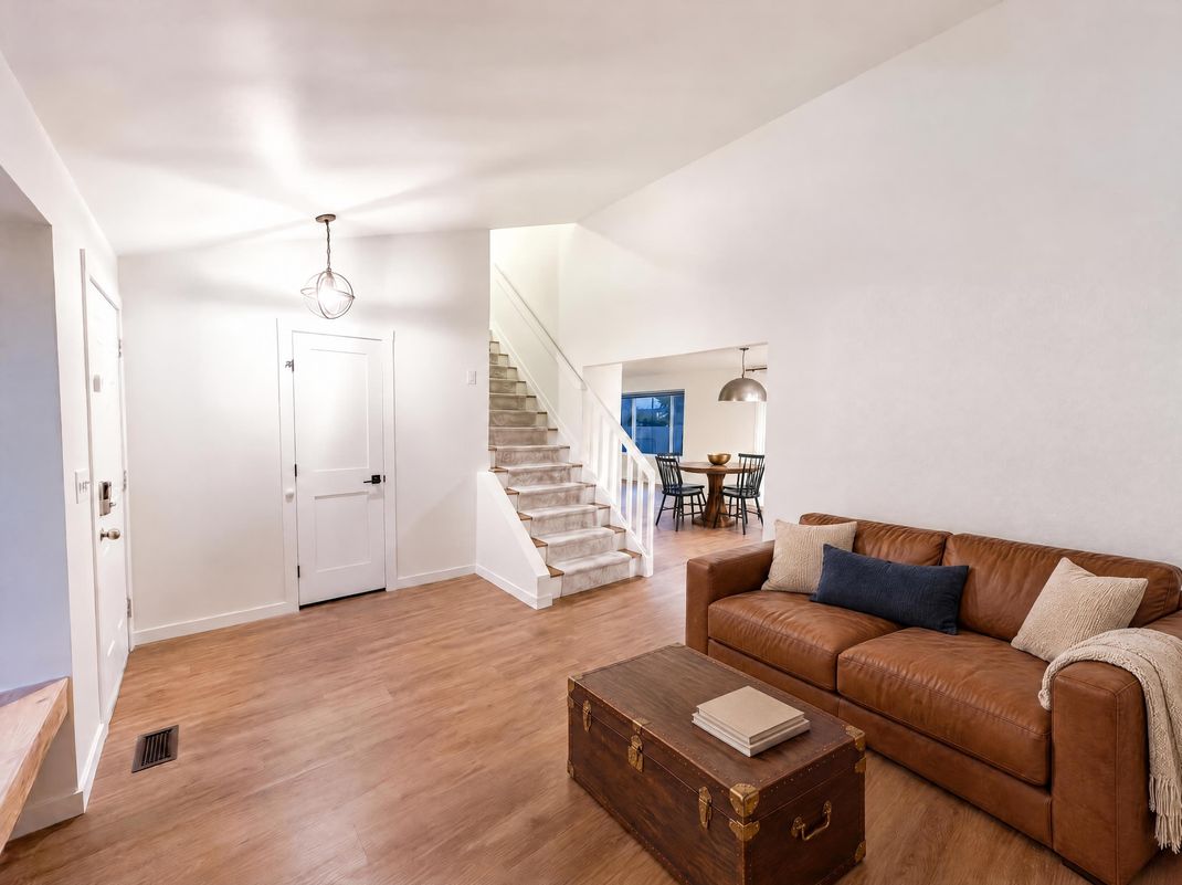 Property photo 2 of 5549 S Youngfield Way