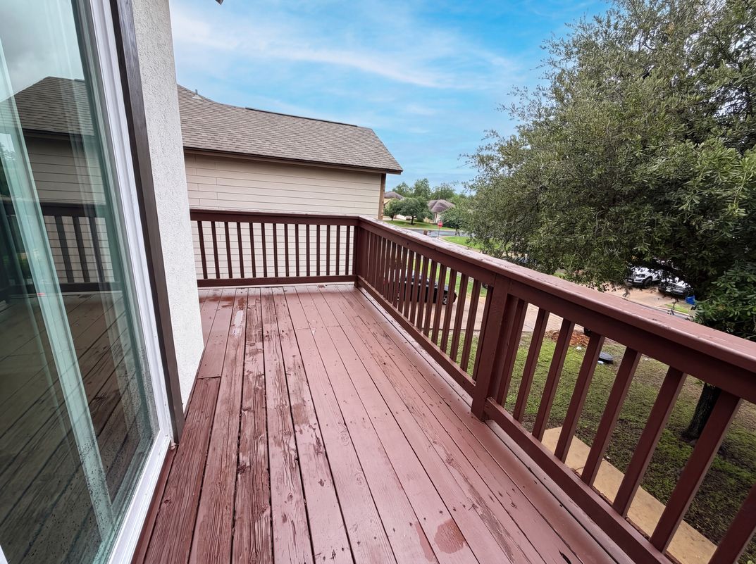 Photo 6 of 20 of 5406 S Hearsey Dr, Austin, TX