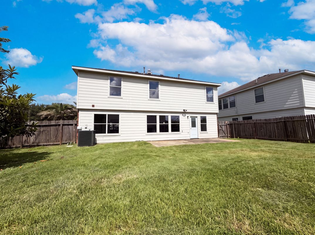 Photo 20 of 22 of 16519 Eaglewood Shadows Dr, Sugar Land, TX