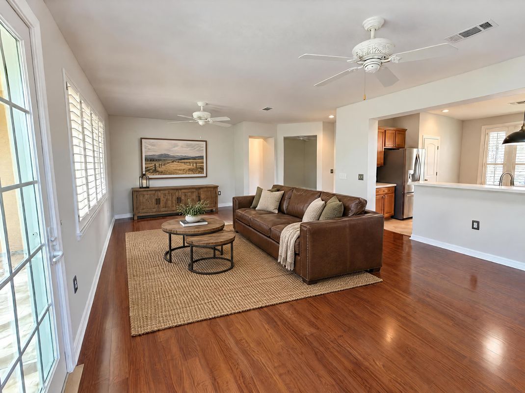 Property photo 3 of 115 Purple Sage Dr