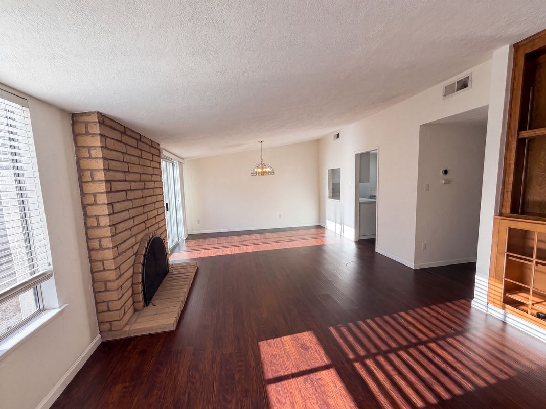 Property photo 3 of 7318 Villa Del Sol Ln