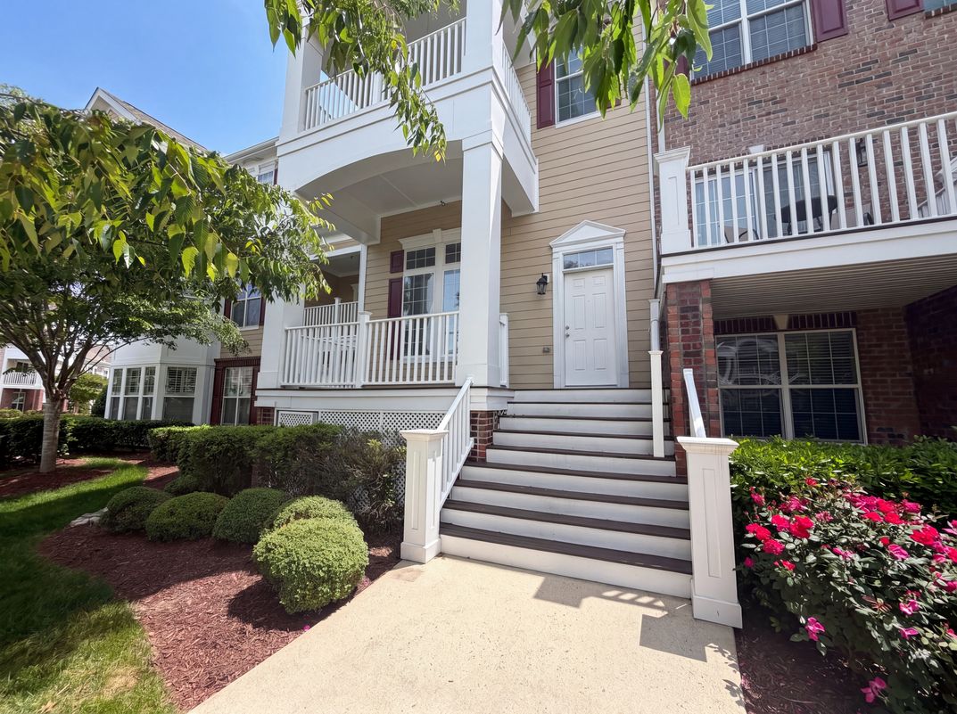 Property photo 1 of 10321 Sablewood Dr Unit 117
