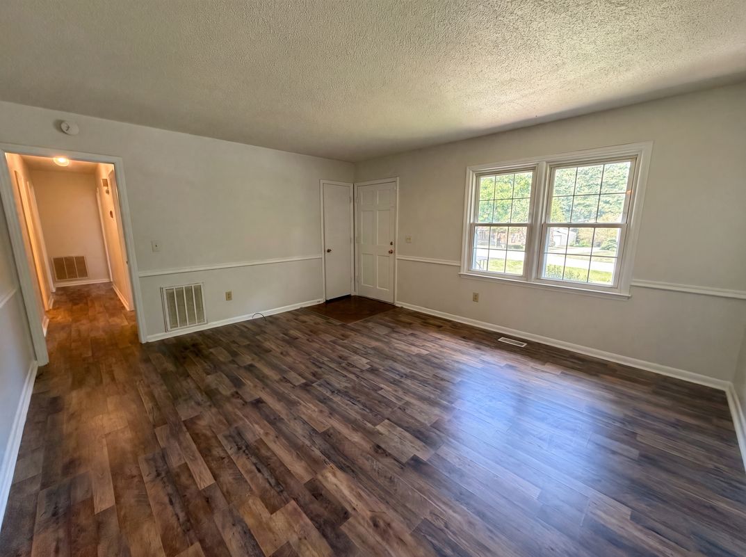 Property photo 3 of 2611 Freemont Rd