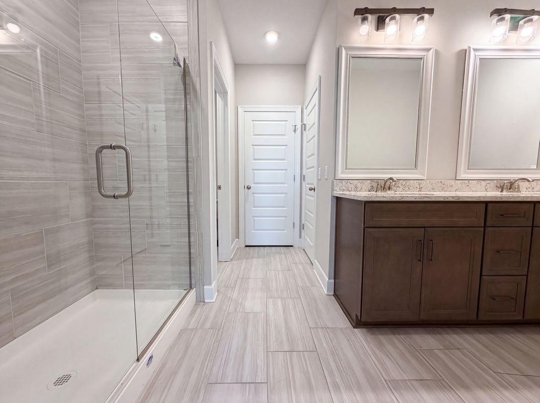 Photo 13 of 19 of 6044 Blackberry Ridge Ln, Hermitage, TN
