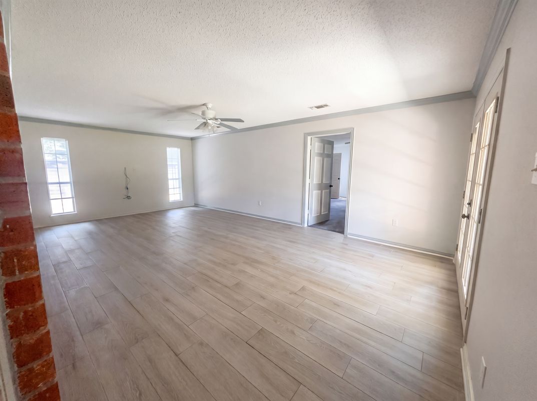 Property photo 3 of 308 N Todd St