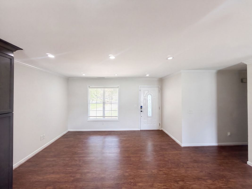 Property photo 3 of 2 Cabot Ct