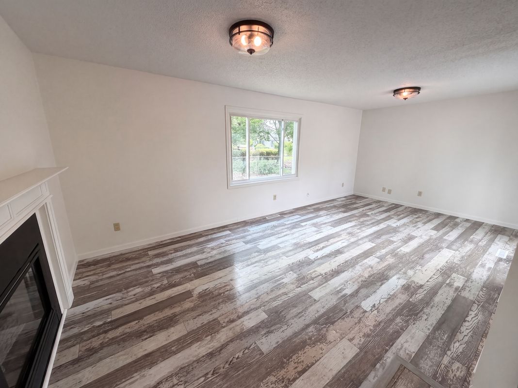 Property photo 3 of 3338 139th Ave NW
