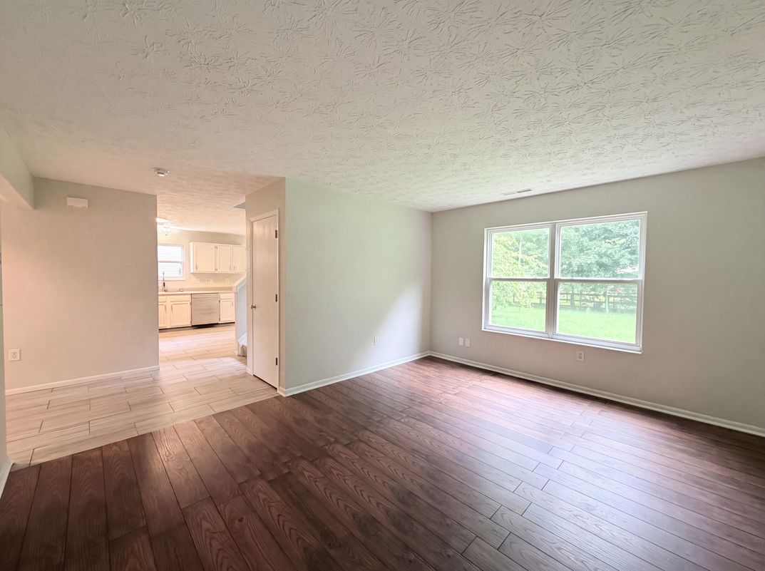 Property photo 3 of 4213 Mallard Dr