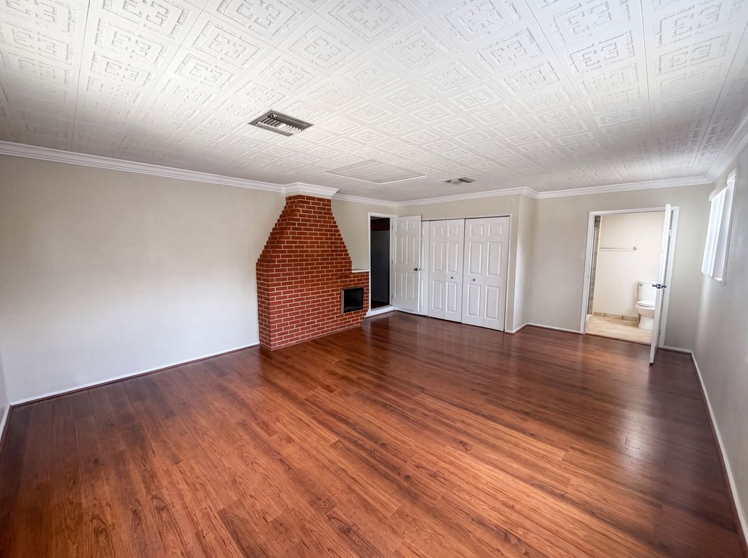Property photo 3 of 345 Acropolis Dr