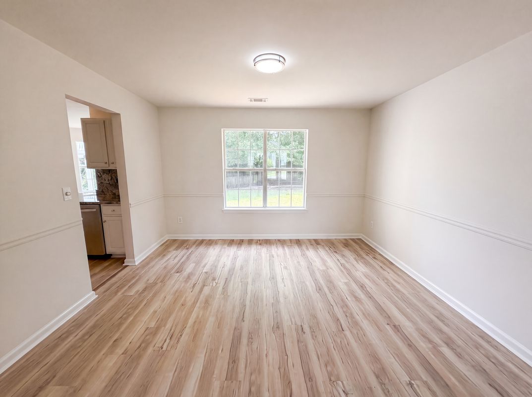 Photo 7 of 23 of 401 Callaway Ln, Conyers, GA