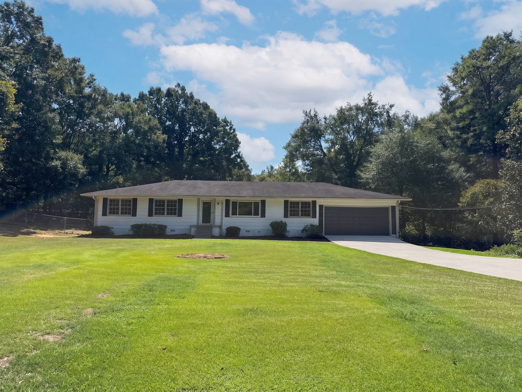 Property photo 1 of 3089 Linecrest Rd