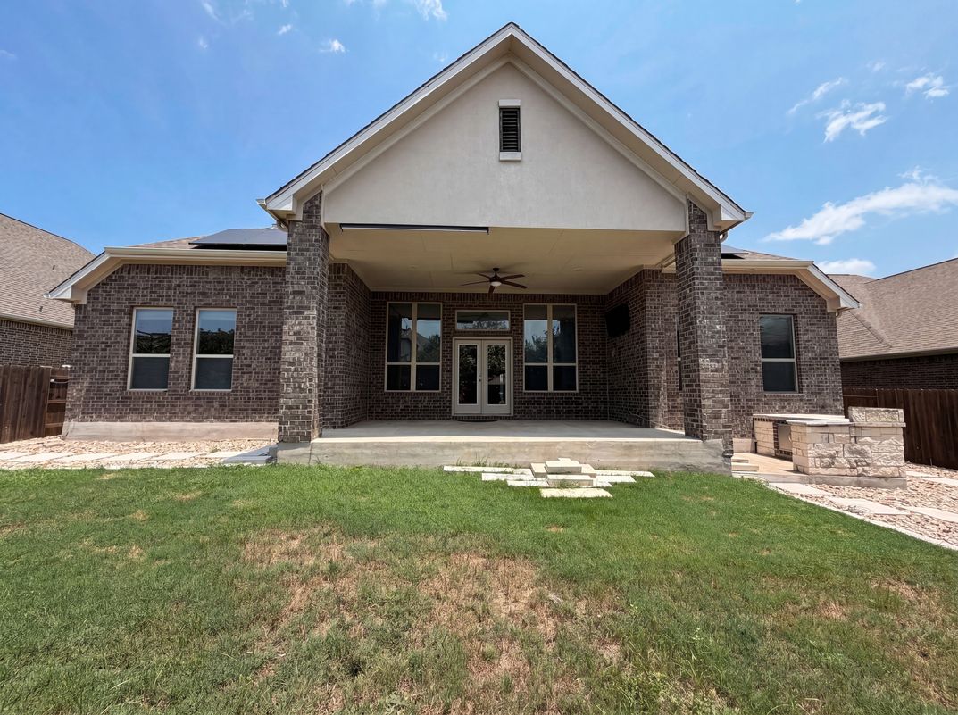 Photo 5 of 19 of 1604 Hollowback Dr, Leander, TX