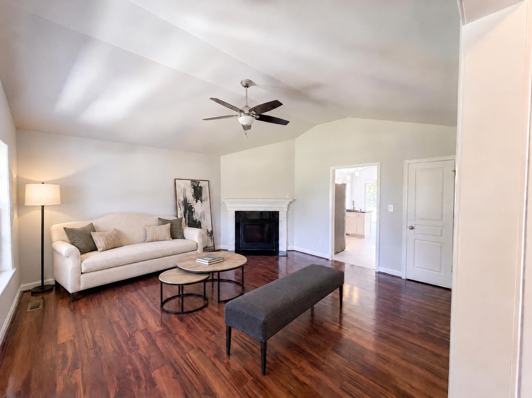 Property photo 3 of 145 Gray Bass Ct