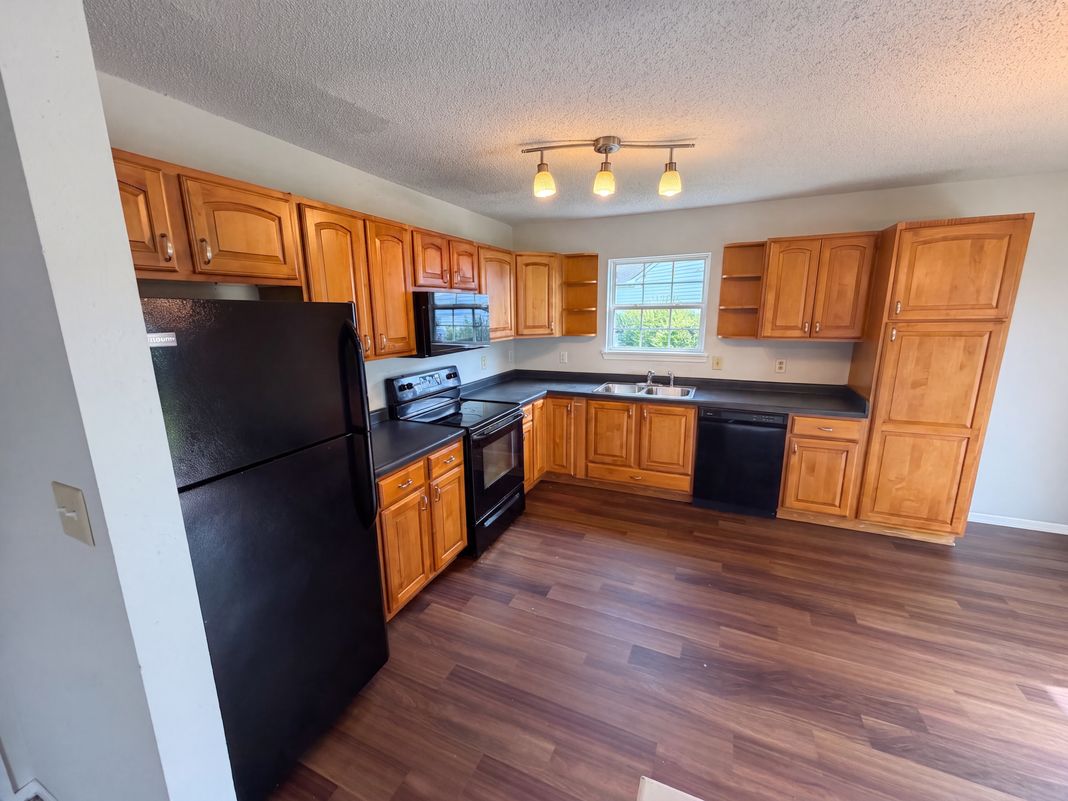 Property photo 2 of 4253 Useppa Ct