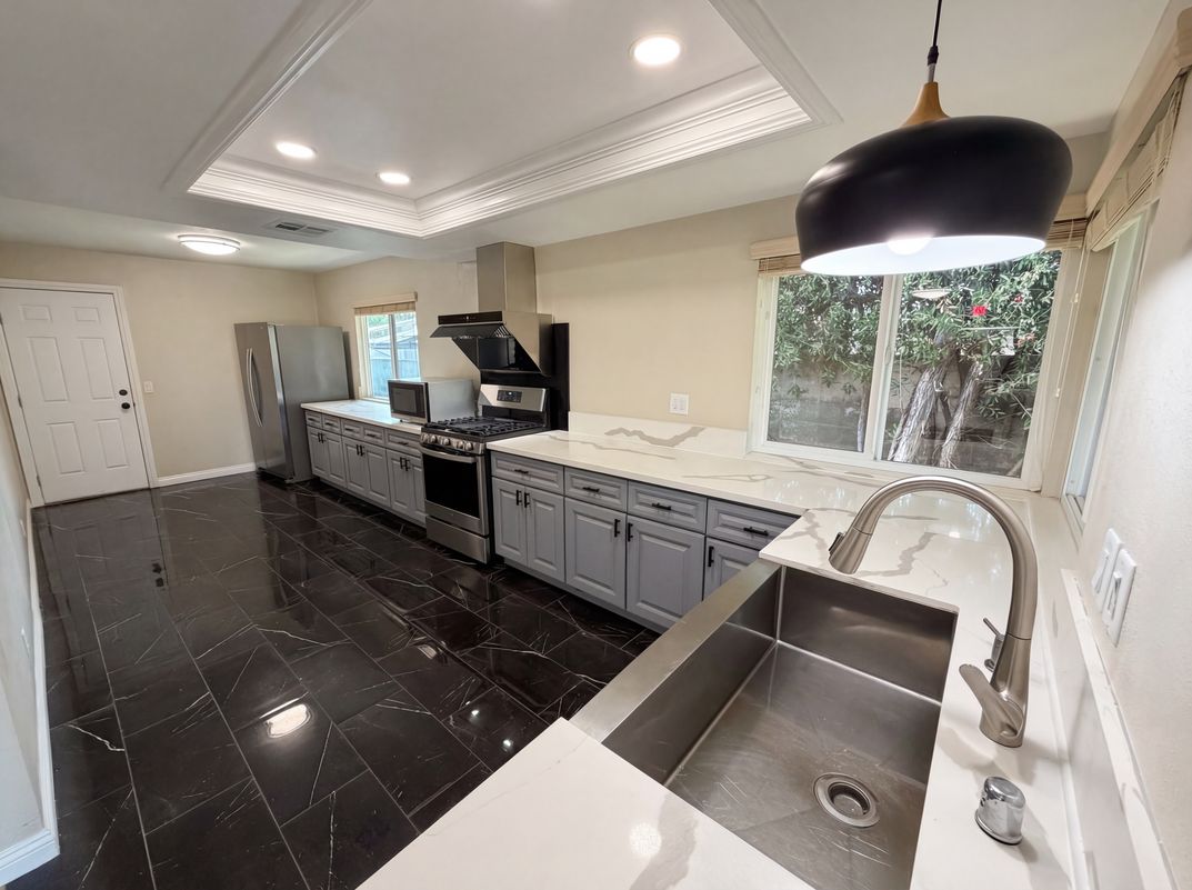 Property photo 2 of 1640 Aspen Grove Ln