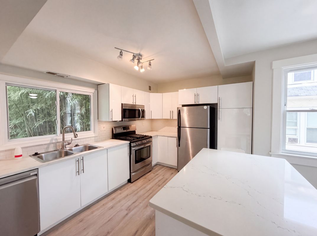 Property photo 3 of 7405 Flower Ave