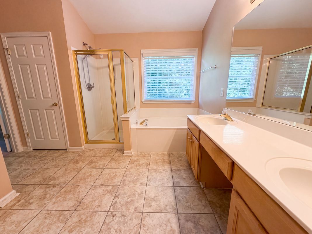 Photo 17 of 26 of 3106 Arklow Rd, Charlotte, NC