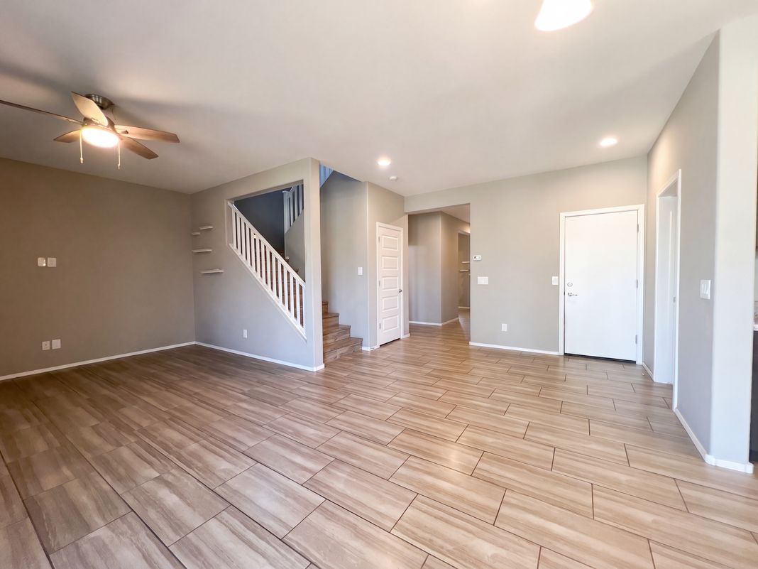 Property photo 3 of 11422 W Foxfire Dr