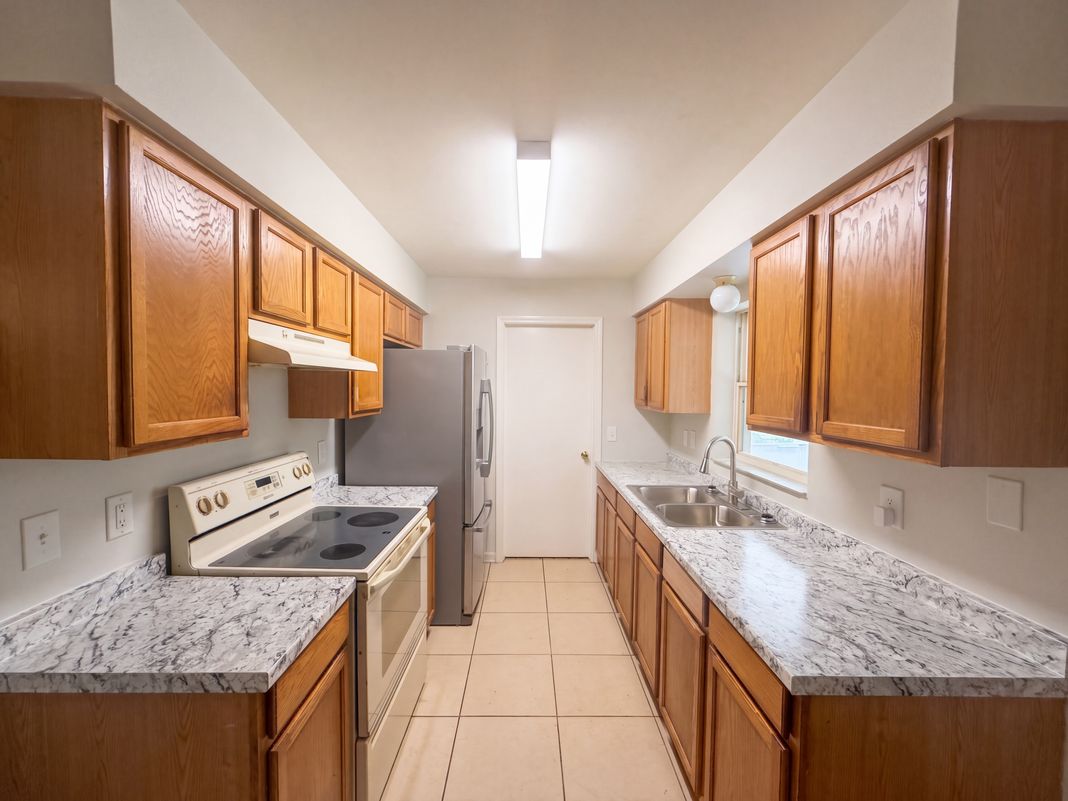 Property photo 2 of 32444 Okaloosa Trl